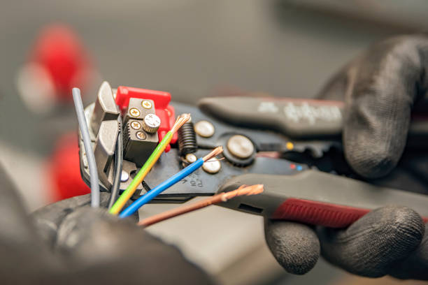 Best Circuit Breaker Repair  in Leitchfield, KY